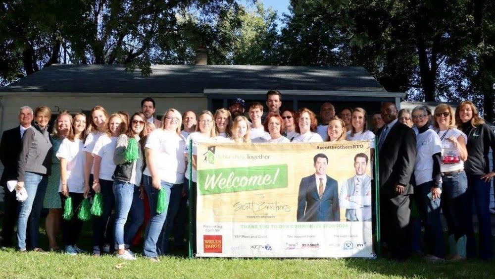 Image for post: Property Brothers Congratulate Methodist's Rebuilding Together Team